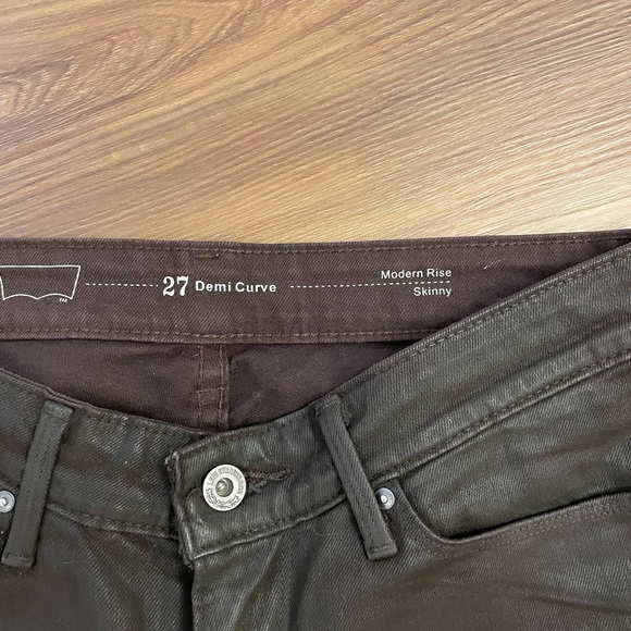 Levi’s chocolate brown jeans mid rise - Picture 3 of 3